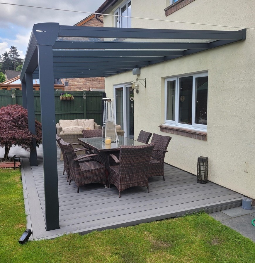 What is Composite Decking? A Smarter Alternative to Wood